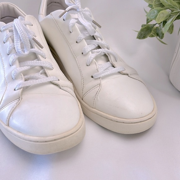 Thousand Fell Lace Up Sneakers - Picture 7 of 8